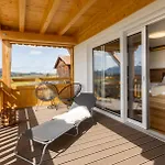 Koenigsblick Poppler Apartment Hopferau