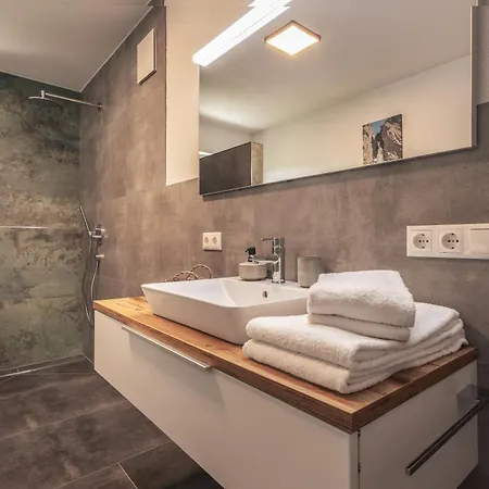 Koenigsblick Poppler Apartment
